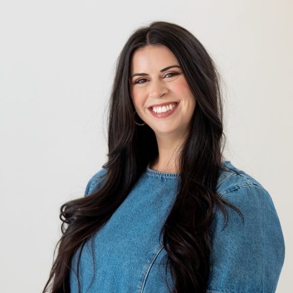 headshot of abby walker counselor / therapist at mindful counseling in denton tx